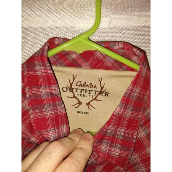 Cabelas Outfitter Series Shirt Button Down Short Sleeve XL Red Plaid - Picture 2 of 6